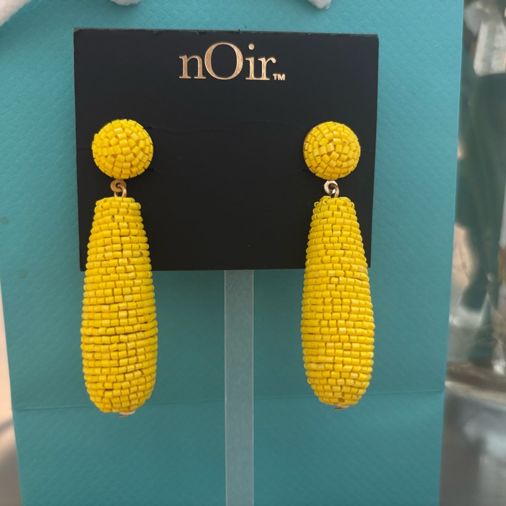 nOir Jewelry Vibrant Yellow Beaded Earrings - Picture 2 of 3